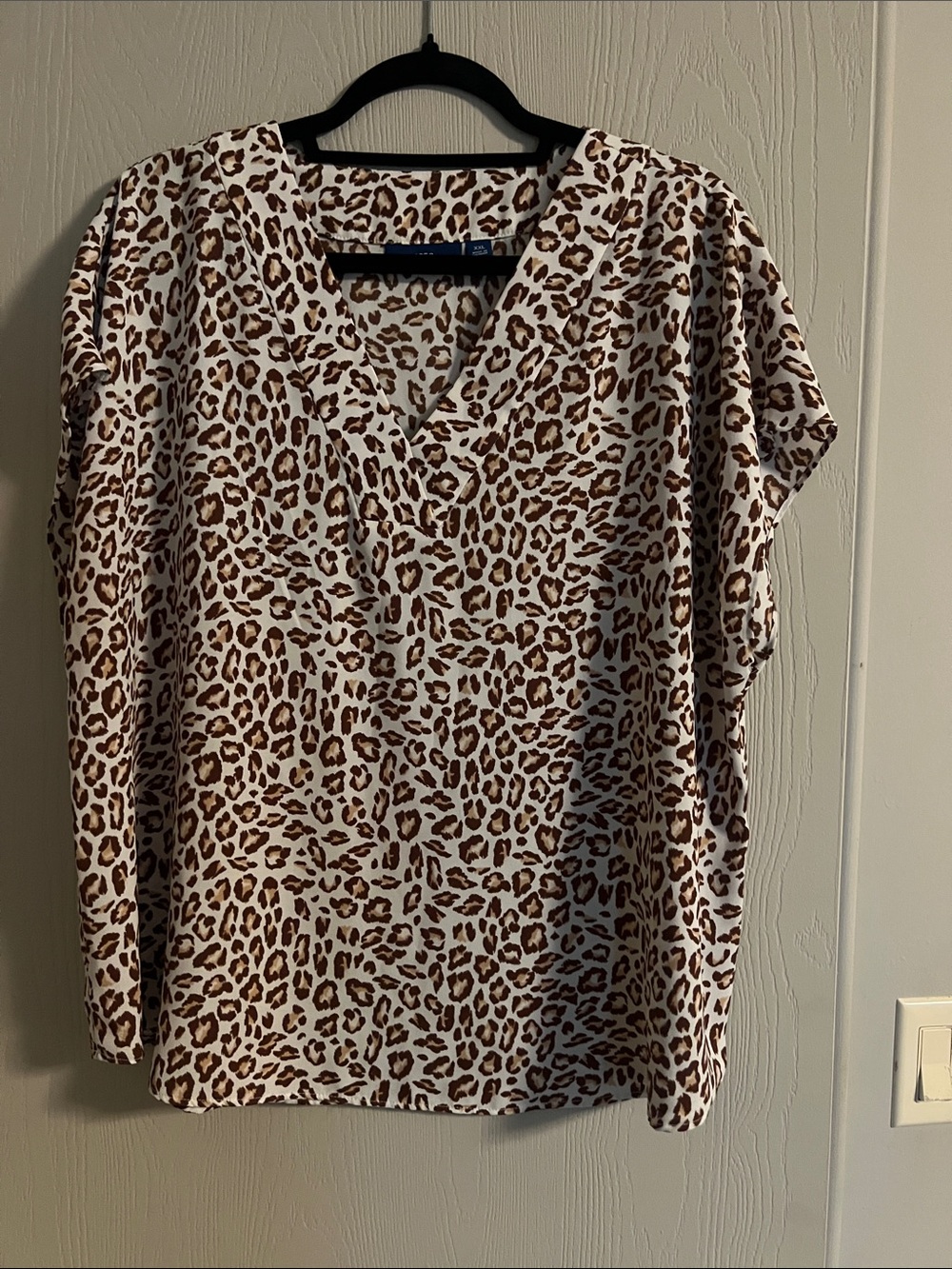 Apt. 9 Brown Leopard Print V-Neck Blouse Size XXL